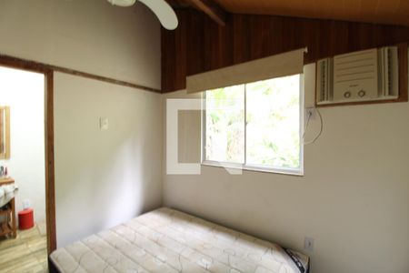 Casa para alugar com 120m², 3 quartos e 3 vagasSuíte