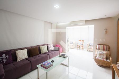 Casa de condomínio à venda com 278m², 4 quartos e 3 vagasSuíte 4