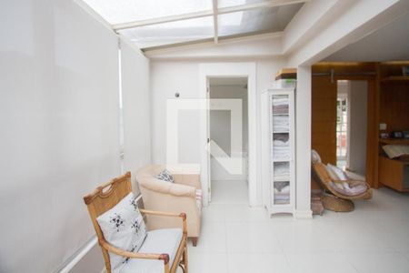 Casa de condomínio à venda com 278m², 4 quartos e 3 vagasSuíte 4