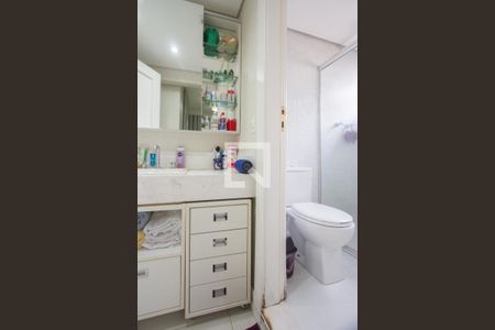 Casa de condomínio à venda com 278m², 4 quartos e 3 vagasBanheiro Suíte 2