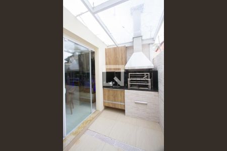 Casa de condomínio à venda com 278m², 4 quartos e 3 vagasChurrasqueira