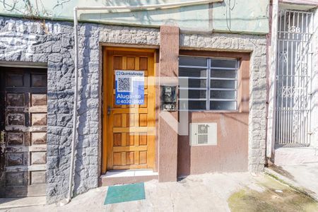Casa para alugar com 20m², 1 quarto e sem vaga Casa para alugar com 20m², 1 quarto e sem vagaFachada