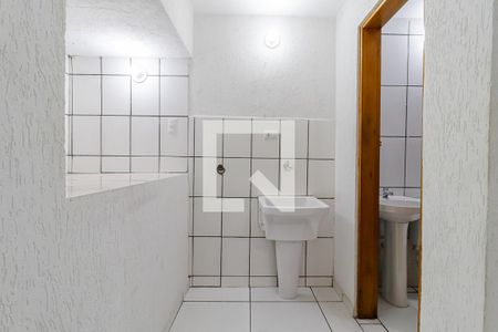 Casa para alugar com 20m², 1 quarto e sem vaga Casa para alugar com 20m², 1 quarto e sem vagaÁrea de Serviço