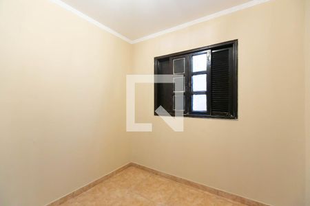 Quarto 2  de casa para alugar com 2 quartos, 80m² em Vila Carmosina, São Paulo