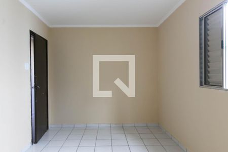 Quarto 1  de casa para alugar com 2 quartos, 80m² em Vila Carmosina, São Paulo