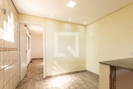 Sala de casa à venda com 1 quarto, 40m² em Parque das Paineiras, São Paulo