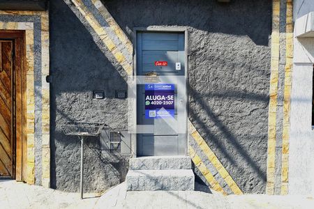 Casa à venda com 40m², 1 quarto e sem vaga Casa à venda com 40m², 1 quarto e sem vagaFachada