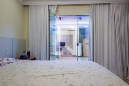 Casa para alugar com 172m², 3 quartos e 3 vagassuíte