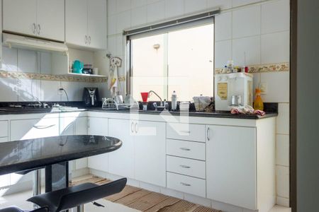 Casa para alugar com 172m², 3 quartos e 3 vagasCozinha