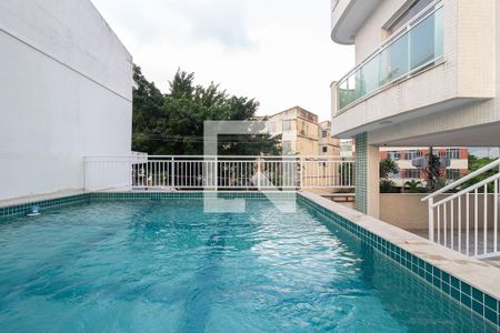 Apartamento à venda com 105m², 3 quartos e 2 vagas Apartamento à venda com 105m², 3 quartos e 2 vagasÁrea comum - Piscina