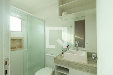 Apartamento à venda com 105m², 3 quartos e 2 vagas Apartamento à venda com 105m², 3 quartos e 2 vagasBanheiro Social