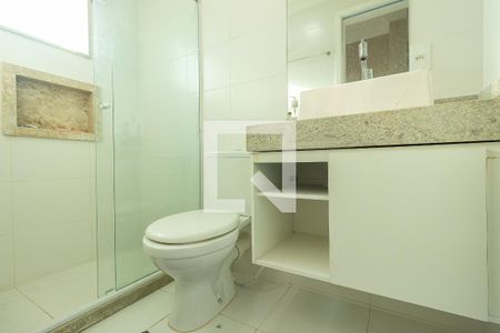 Apartamento à venda com 105m², 3 quartos e 2 vagas Apartamento à venda com 105m², 3 quartos e 2 vagasDetalhe do Banheiro Social