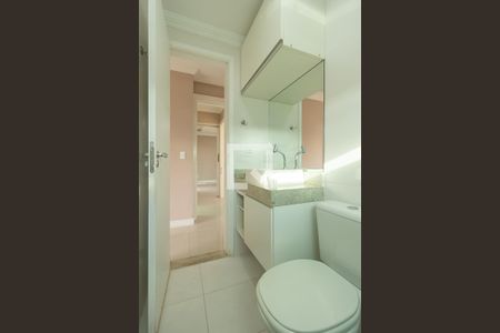 Apartamento à venda com 105m², 3 quartos e 2 vagas Apartamento à venda com 105m², 3 quartos e 2 vagasBanheiro da Suíte