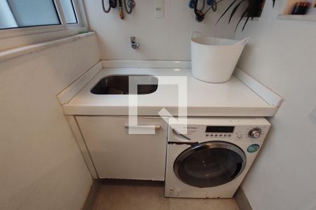 Apartamento à venda com 130m², 3 quartos e 1 vaga Apartamento à venda com 130m², 3 quartos e 1 vagaÁrea de Serviço