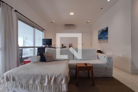Sala de apartamento para alugar com 3 quartos, 130m² em Barra da Tijuca, Rio de Janeiro