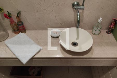 Apartamento à venda com 130m², 3 quartos e 1 vaga Apartamento à venda com 130m², 3 quartos e 1 vagaLavabo