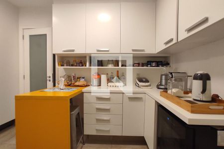 Apartamento à venda com 130m², 3 quartos e 1 vaga Apartamento à venda com 130m², 3 quartos e 1 vagaCozinha