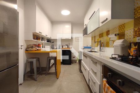 Apartamento à venda com 130m², 3 quartos e 1 vaga Apartamento à venda com 130m², 3 quartos e 1 vagaCozinha