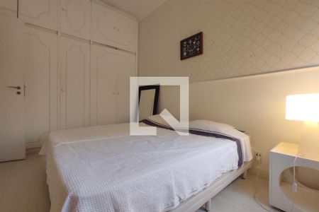 Apartamento à venda com 130m², 3 quartos e 1 vaga Apartamento à venda com 130m², 3 quartos e 1 vagaQuarto 2
