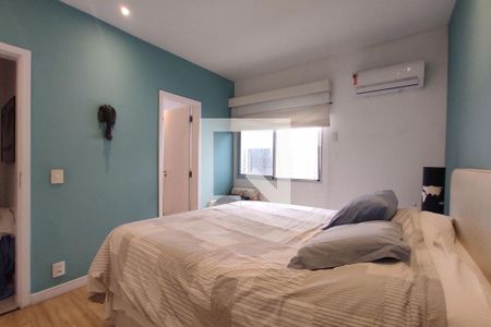 Apartamento à venda com 130m², 3 quartos e 1 vaga Apartamento à venda com 130m², 3 quartos e 1 vagaSuíte