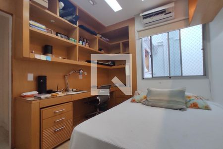 Apartamento à venda com 130m², 3 quartos e 1 vaga Apartamento à venda com 130m², 3 quartos e 1 vagaQuarto 1