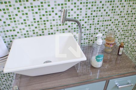 Apartamento à venda com 85m², 2 quartos e 1 vagaDetalhe Banheiro