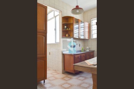 Apartamento à venda com 85m², 2 quartos e 1 vagaCozinha