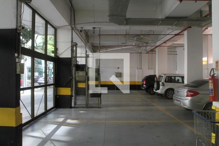 Apartamento à venda com 60m², 2 quartos e 1 vaga Apartamento à venda com 60m², 2 quartos e 1 vagaÁrea comum - Garagem