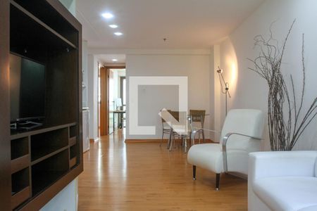 Sala de apartamento à venda com 2 quartos, 60m² em Lagoa, Rio de Janeiro