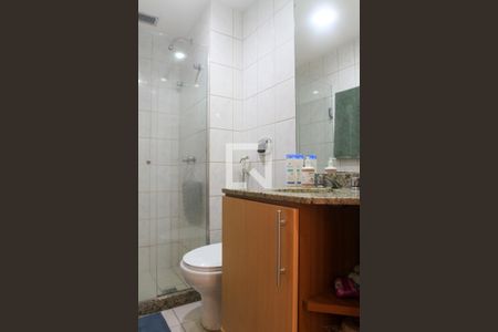 Apartamento à venda com 60m², 2 quartos e 1 vaga Apartamento à venda com 60m², 2 quartos e 1 vagaBanheiro Social