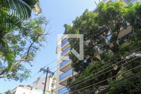 Apartamento à venda com 60m², 2 quartos e 1 vaga Apartamento à venda com 60m², 2 quartos e 1 vagaFachada do Prédio