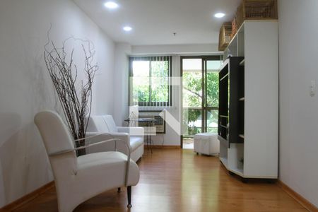 Sala de apartamento à venda com 2 quartos, 60m² em Lagoa, Rio de Janeiro