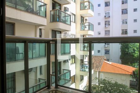Apartamento à venda com 60m², 2 quartos e 1 vaga Apartamento à venda com 60m², 2 quartos e 1 vagaVaranda do Quarto 2