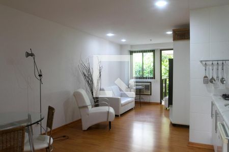 Sala de apartamento à venda com 2 quartos, 60m² em Lagoa, Rio de Janeiro