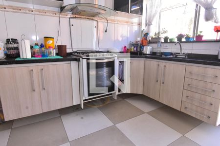 Casa para alugar com 120m², 3 quartos e 4 vagasCozinha - Armários