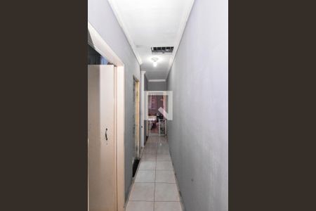 Casa para alugar com 120m², 3 quartos e 4 vagasCorredor