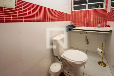 Casa à venda com 204m², 3 quartos e 2 vagas Casa à venda com 204m², 3 quartos e 2 vagasLavabo