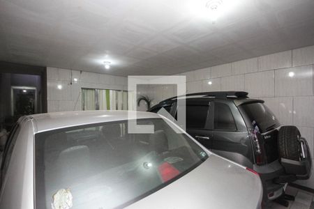 Casa à venda com 204m², 3 quartos e 2 vagas Casa à venda com 204m², 3 quartos e 2 vagasGaragem