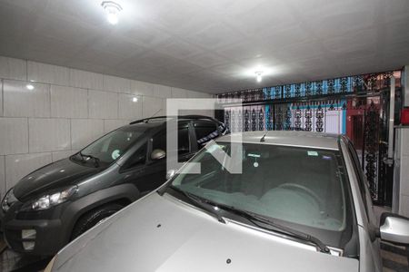 Casa à venda com 204m², 3 quartos e 2 vagas Casa à venda com 204m², 3 quartos e 2 vagasGaragem