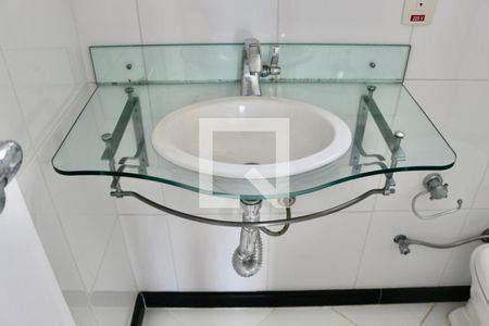 Apartamento para alugar com 80m², 2 quartos e 1 vagaBanheiro Suíte