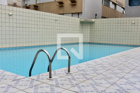 Apartamento para alugar com 80m², 2 quartos e 1 vagaÁrea comum - Piscina