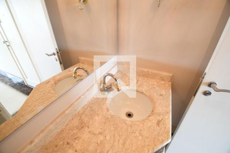 Lavabo de apartamento para alugar com 4 quartos, 213m² em Loteamento Residencial Vila Bella, Campinas