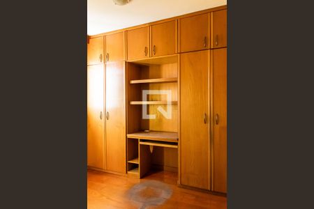 Quarto 1 de apartamento para alugar com 2 quartos, 50m² em Santa Branca, Belo Horizonte
