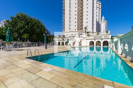 Apartamento à venda com 320m², 3 quartos e 4 vagasÁrea comum - Piscina
