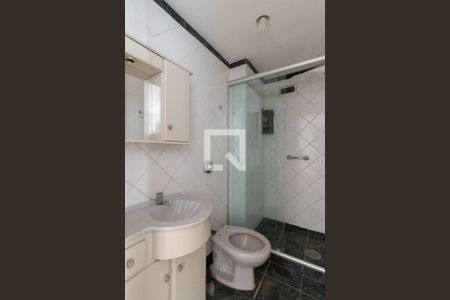 Banheiro de apartamento para alugar com 1 quarto, 36m² em Centro Histórico, Porto Alegre