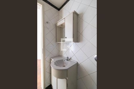 Banheiro de apartamento para alugar com 1 quarto, 36m² em Centro Histórico, Porto Alegre