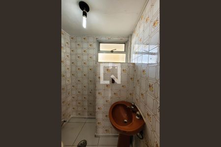 Banheiro de kitnet/studio à venda com 1 quarto, 39m² em Aclimação, São Paulo