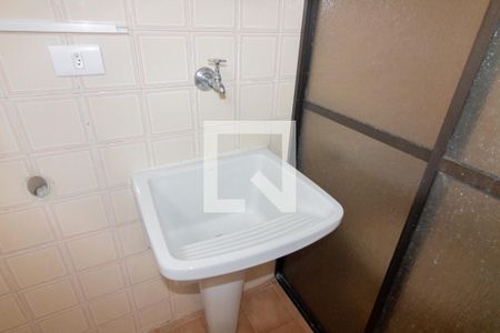 Apartamento para alugar com 68m², 2 quartos e 1 vagaÁrea de Serviço