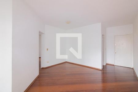 Apartamento para alugar com 68m², 2 quartos e 1 vagaSala