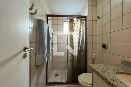 Apartamento à venda com 110m², 2 quartos e 2 vagas Apartamento à venda com 110m², 2 quartos e 2 vagasBanheiro